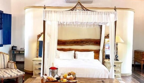 Presidential Room