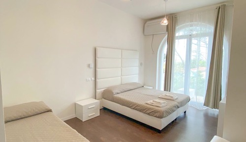 Classic Quadruple Room, Courtyard View