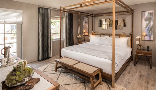 Deluxe Room, 1 King Bed