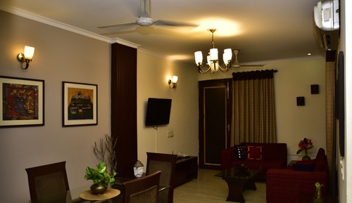 Woodpecker Apartment 2 Bedroom Service Apartment