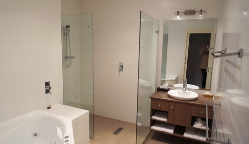 Luxury Apartment, 1 Queen Bed with Sofa bed