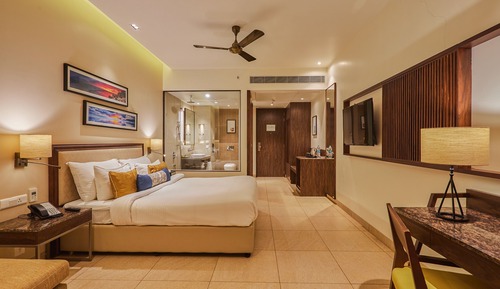 Deluxe Double or Twin Room