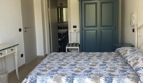 Double Room, Balcony