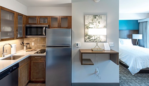 Suite, 1 Bedroom, Kitchen