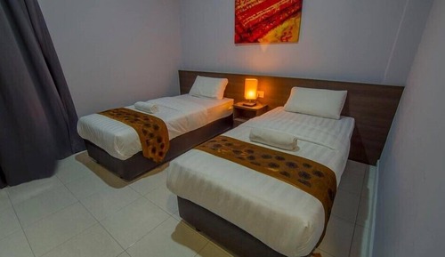 Standard Twin Room