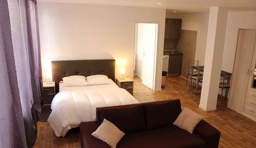Apartment (Du Barry)