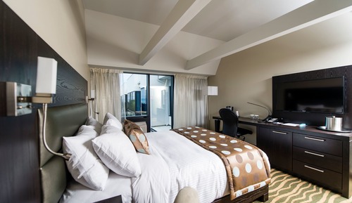 Confort 1 queen bed
