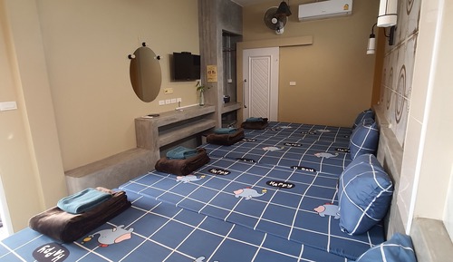 Design Quadruple Room