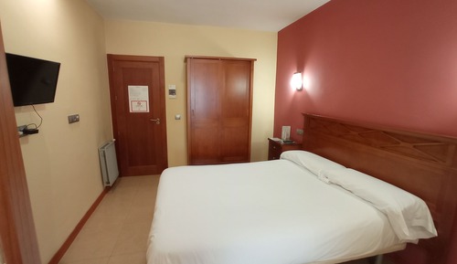 Deluxe Room, 1 Queen Bed