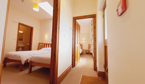Deluxe Loft, 2 Bedrooms, Pool Access, Garden View