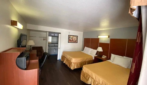 Room, 2 Queen Beds, Non Smoking