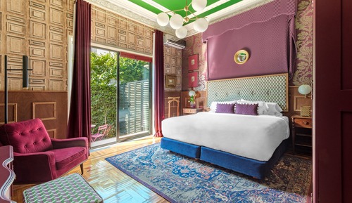 Executive Room