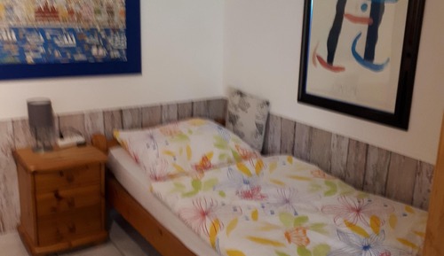 Single Room, Shared Bathroom
