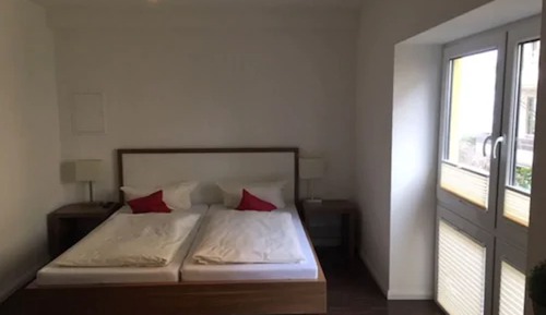 Double Room (Nr. 9)