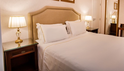 Superior Suite, Jetted Tub