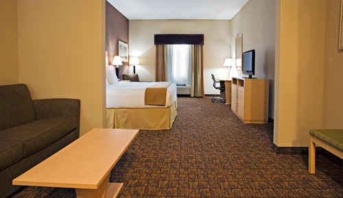 Suite, 1 King Bed, Accessible (Communications, Mobility, Access Tub)