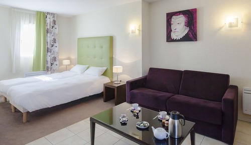 Standard Studio, 2 Twin Beds