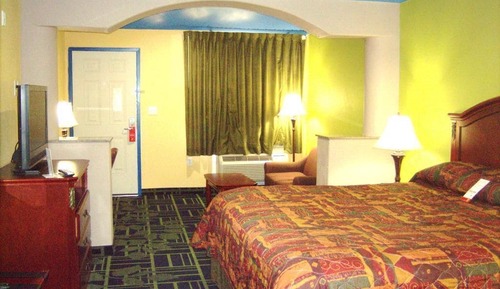 Suite, 1 King Bed