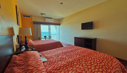 Standard Oceanfront Room Coronado Tower