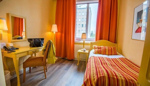 Standard Single Room