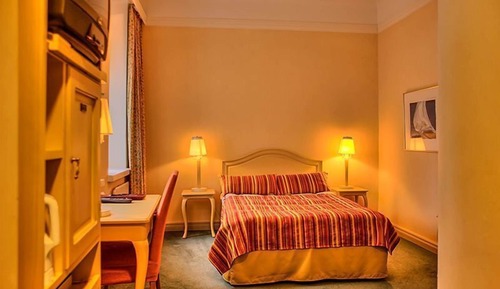 Double Room (with Jacuzzi)