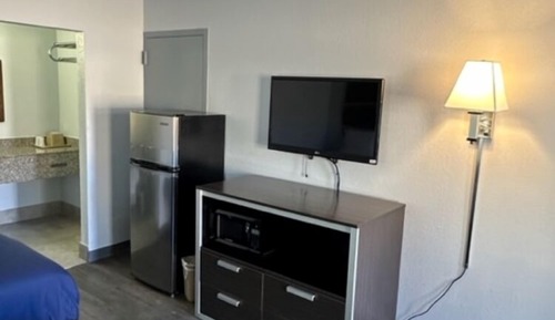 Room, 2 Double Beds, Smoking, Refrigerator & Microwave