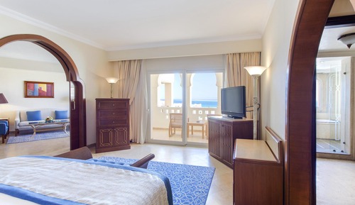 Superior Suite, Bay View (Deluxe Suite)