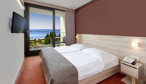 Suite With Balcony And Sea View