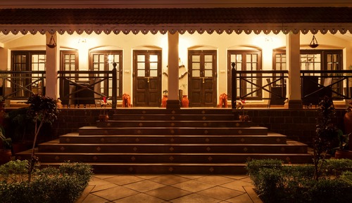 Regal Club