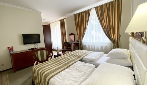 Twin Room, Terrace