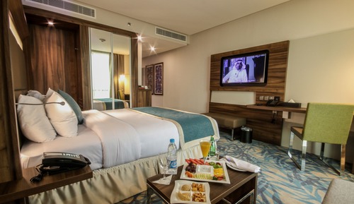 Superior Room, 1 King Bed with Sofa bed, City View