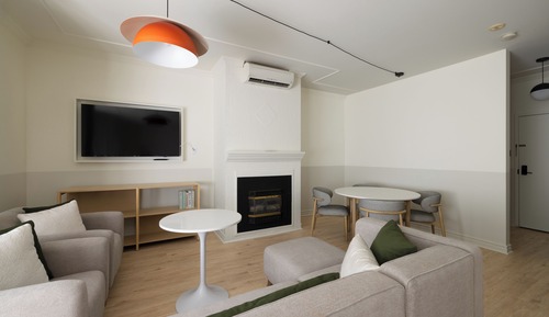 Deluxe Suite, 1 King Bed