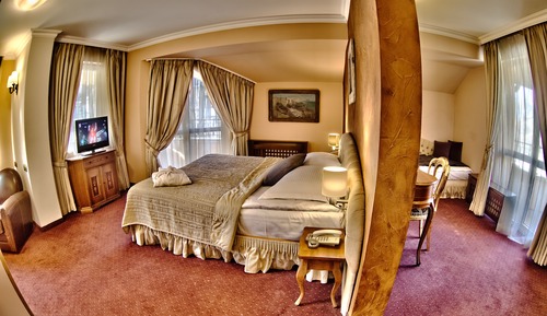 Triple Room, 2 Bedrooms, Accessible