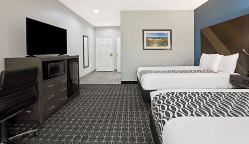 Room, 2 Queen Beds, Accessible, Non Smoking (Mobility/Hearing Impaired Accessible)