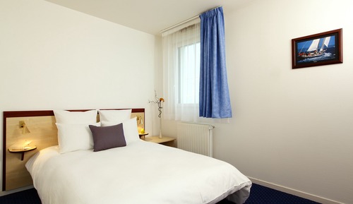 Studio, Double Bed