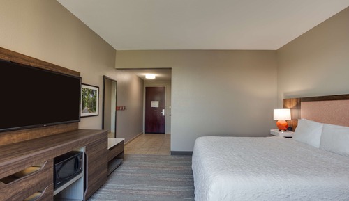 Standard Room, 1 King Bed, Non Smoking