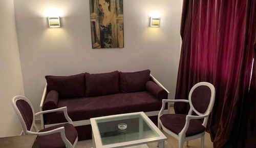 Family Room, 1 Bedroom (FAM 5)
