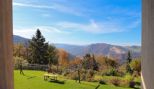 Premium Suite, 2 Bedrooms, Non Smoking, Mountain View