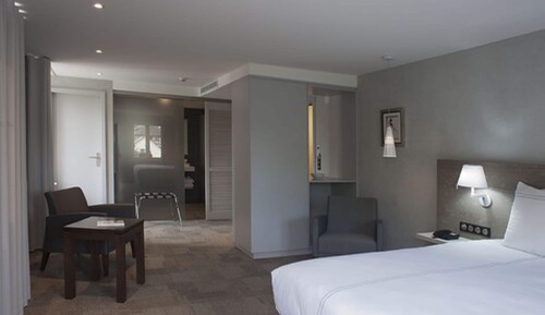 Premium Room