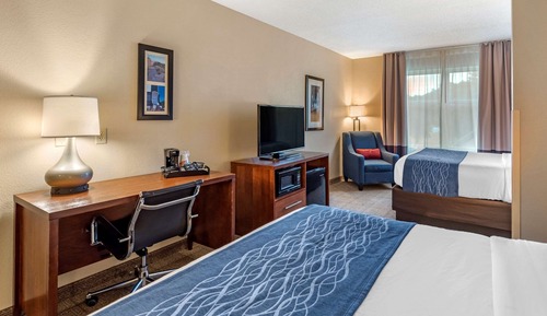 Standard Room, 2 Queen Beds, Non Smoking