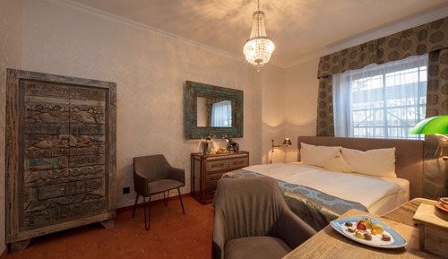 Classic Single Room (for more than 3 rooms restrictions will apply/ Extra fees)