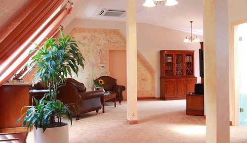 Suite (for more than 3 rooms restrictions will apply/ Extra fees)