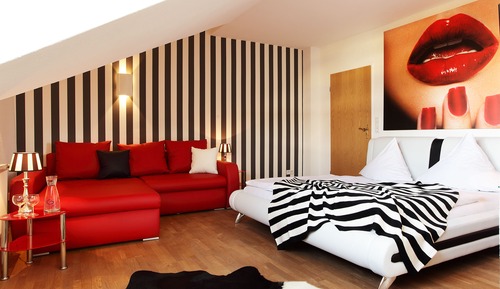 One bedroom condo excl breakfast