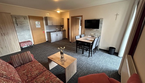 Suite, 1 Bedroom, Kitchenette, Lake View