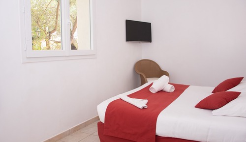 Superior Double Room, 1 King Bed, Garden View