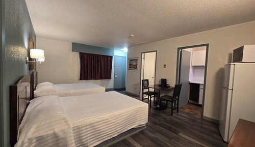 Standard Double Room, 2 Queen Beds, Kitchenette