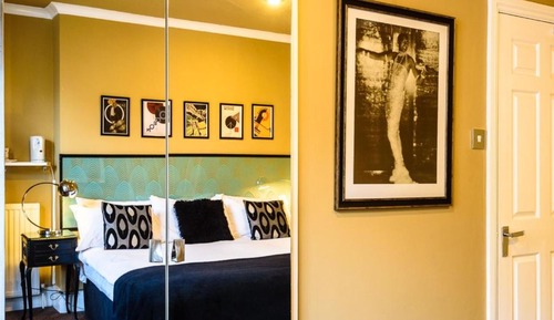 Double Room (Large)