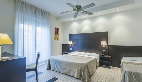 Comfort Triple Room