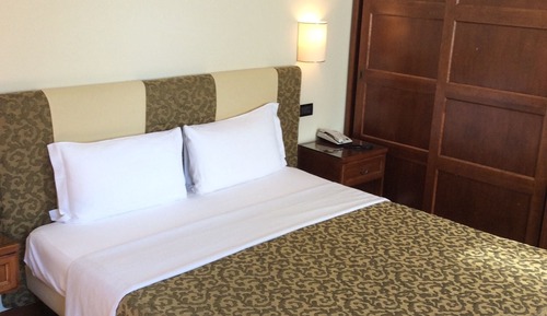 Family Suite, 2 Bathrooms, Garden View