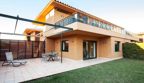 Apartment, Garden View